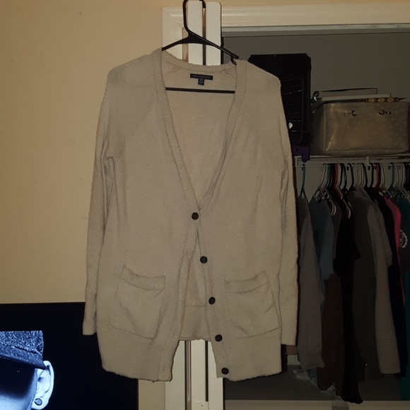 American eagle cream cardigan - Picture 1 of 1